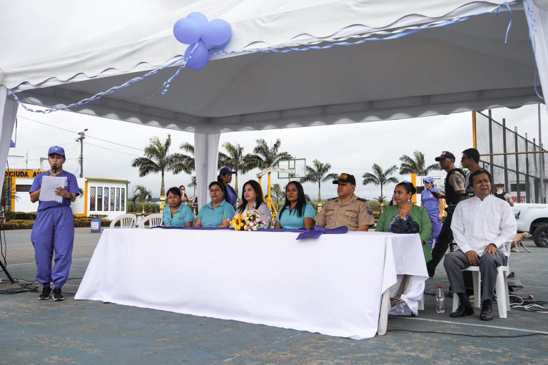 CAMINANDO POR UN BUEN VIVIR