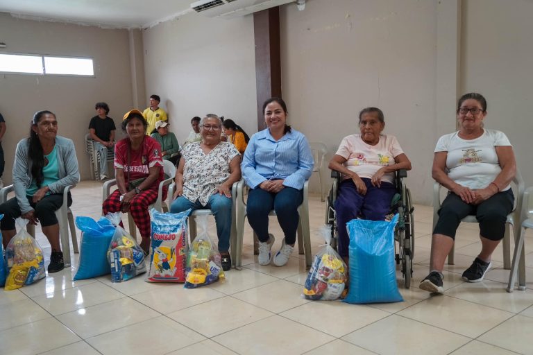 ALCALDÍA EN TERRITORIO – ENTREGA DE KITS DE ALIMENTOS