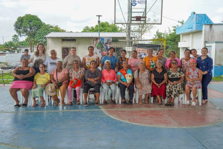 ALCALDÍA CIUDADANA – FELIZ DIA A LAS MAMITAS DE PANCHO NEGRO