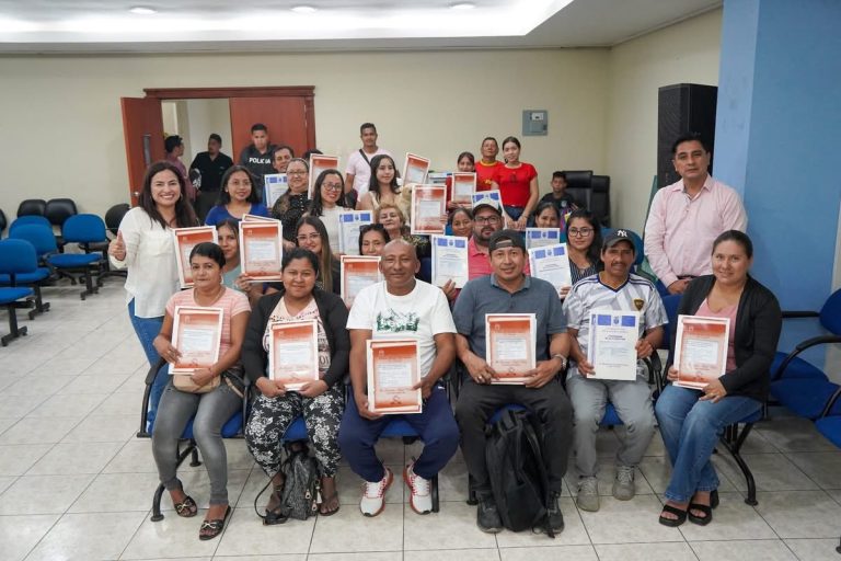 ALCALDÍA CIUDADANA – ENTREGA DE ESCRITURAS