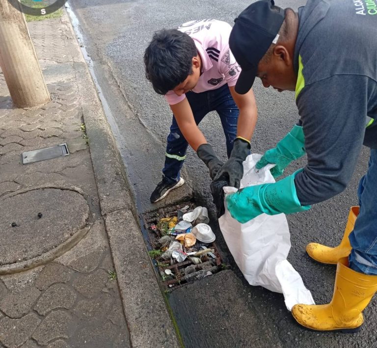 ALCALDÍA EN TERRITORIO – LIMPIEZA DE SUMIDEROS