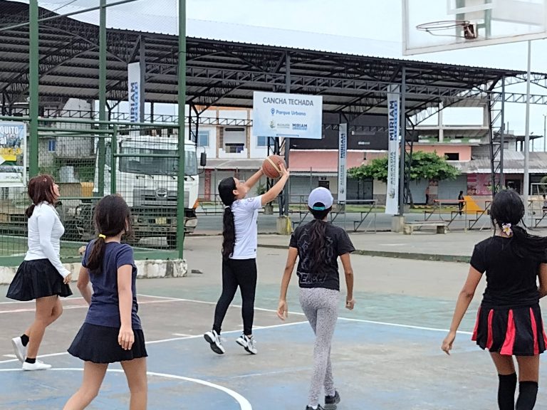 ALCALDÍA CIUDADANA – CURSOS VACACIONALES DE BALONCESTO