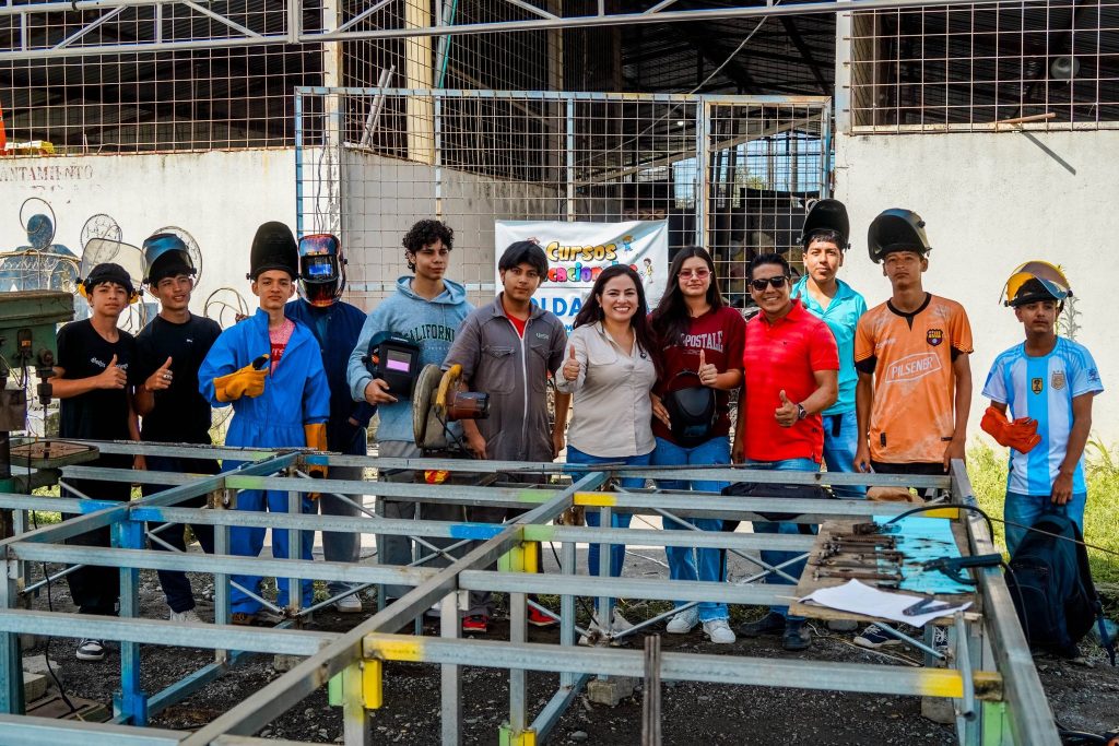 ALCALDÍA CIUDADANA - CURSOS VACACIONALES 2026