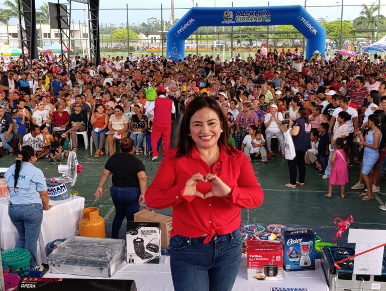 ALCALDÍA CIUDADANA – HOMENAJE POR EL DÍA DE LAS MADRES