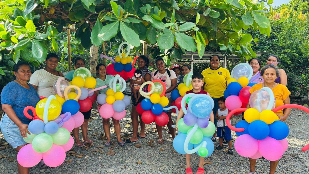 ALCALDÍA EN TERRITORIO - DECORACIÓN CON GLOBOS